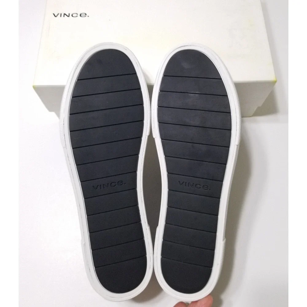 NIB Vince Copley Italian Sport Suede Platform Lace Up Sneaker Black 9 9.5
